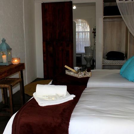 Waterfall Guesthouse Rustenburg Esterno foto