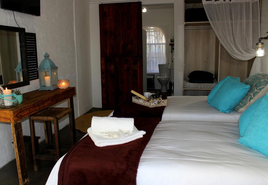 Waterfall Guesthouse Rustenburg Esterno foto