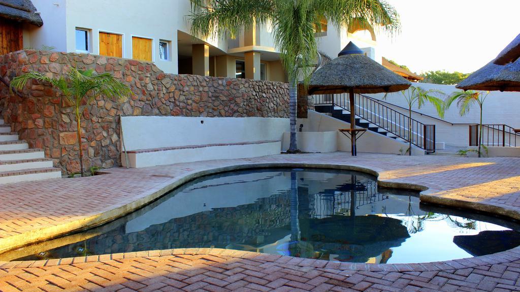 Waterfall Guesthouse Rustenburg Esterno foto